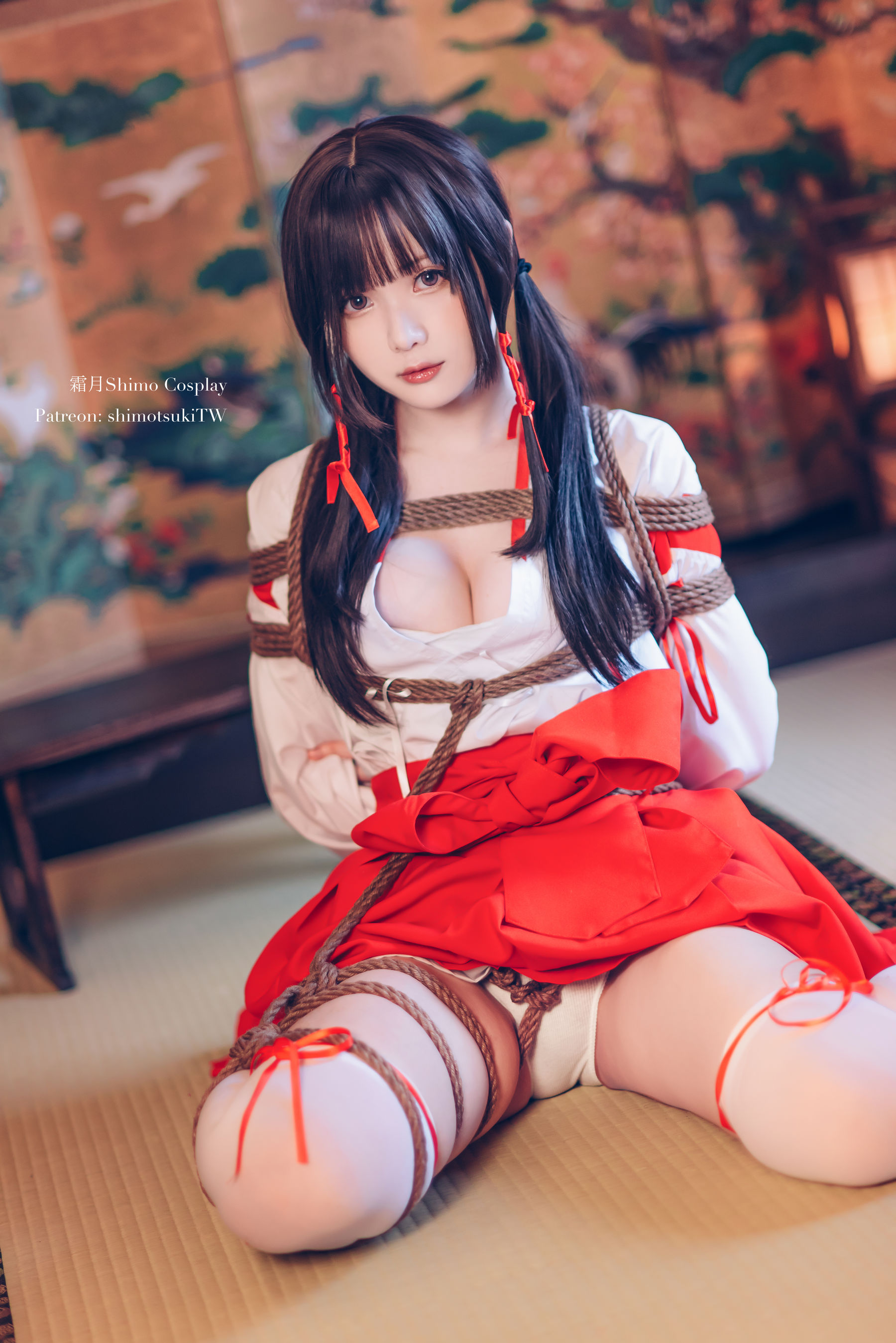 [网红COSER写真] 微博妹纸霜月shimo - 巫女捆绑 套图 - Cos糖心-Cos糖心
