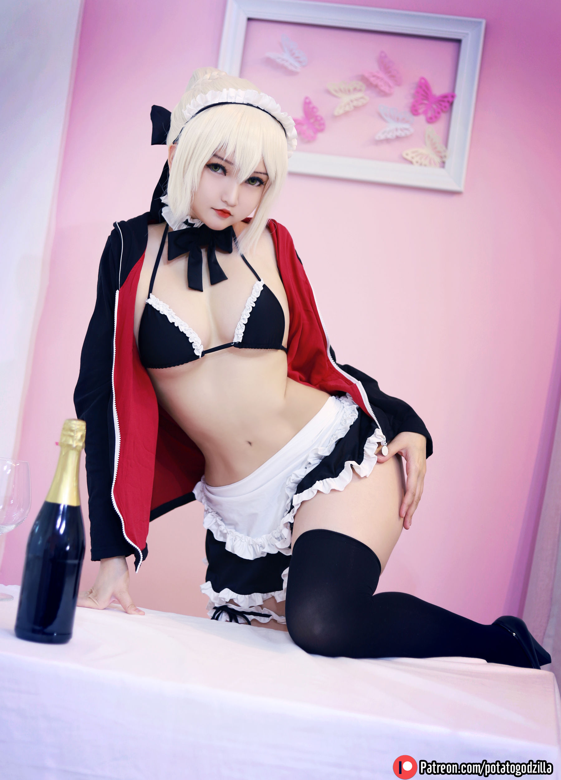 Coser小姐姐Potato Godzilla - Saber Alter Maid 套图 - Cos糖心-Cos糖心
